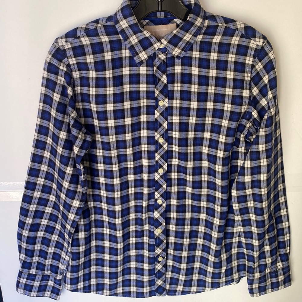 Banana Republic Soft Wash Blue and white Plaid long sleeves button down …